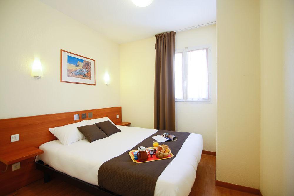 Inter-Hotel Sea Side Park Villeneuve-Loubet Buitenkant foto