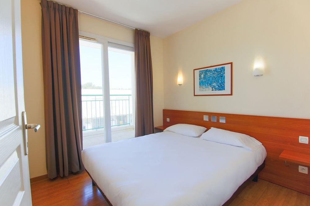 Inter-Hotel Sea Side Park Villeneuve-Loubet Buitenkant foto